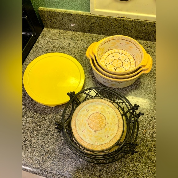 QVC brand Temptations by Tara Yellow/Brown Old World Pattern 23 Piece Set - Picture 3 of 13